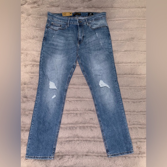 34x30, slim fit pants, brand new, asking $35 obo - Picture 2 of 5